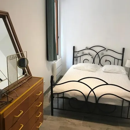 Apartament A La Venise Provencale *