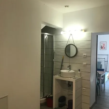 A La Venise Provencale Apartament *