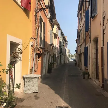 A La Venise Provencale Apartament